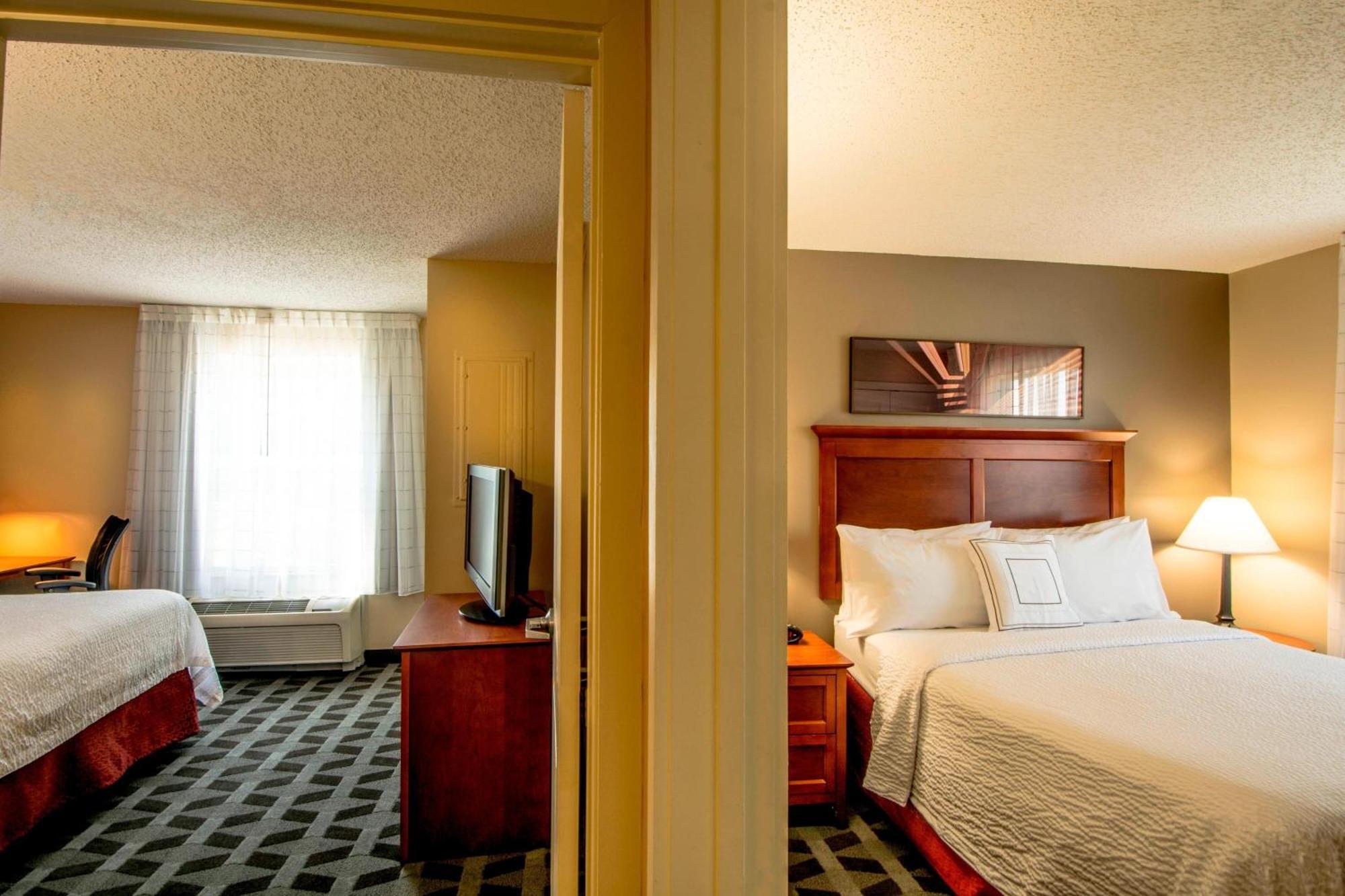 Towneplace Suites By Marriott Baltimore BWI Airport Линтикъм Екстериор снимка